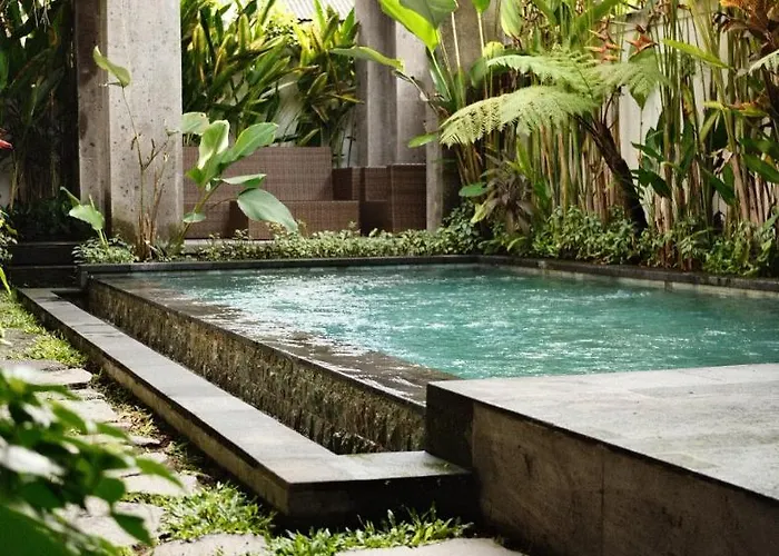 Guest house Griya Tropical *